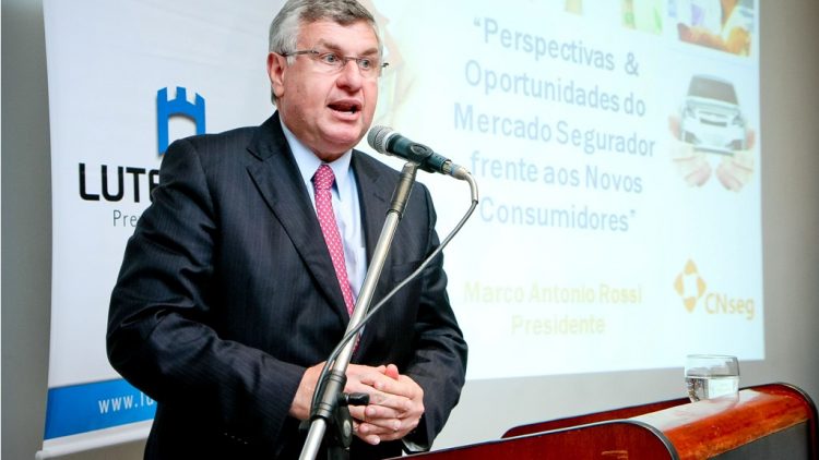 Presidente da CNSeg fala em Porto Alegre