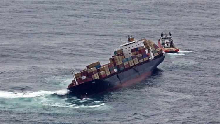 Acidentes com navios de cargas desperta a atenção para o seguro