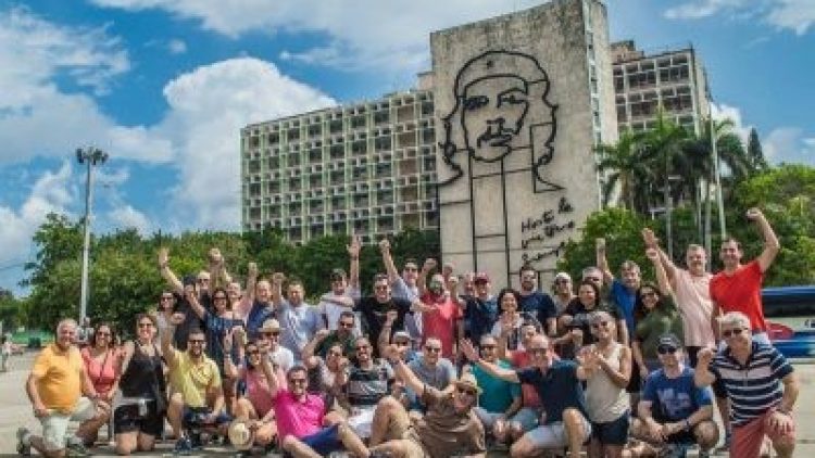 Allianz Seguros prestigia Corretores com viagem a Cuba