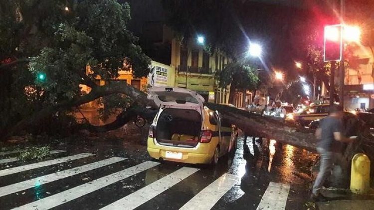 Seguradora estabelece plano de emergência para atender segurados atingidos pelas fortes chuvas no Rio de Janeiro