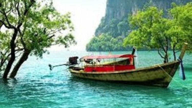 Acidente de barco com turistas chineses acende o debate sobre seguro viagem obrigatório na Tailândia