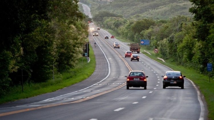 Mais de 20 mil veículos fiscalizados na Viagem Segura do feriado de finados
