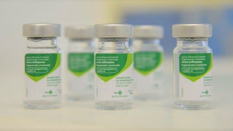 Novo lote de vacinas contra gripe é distribuído para todo RS