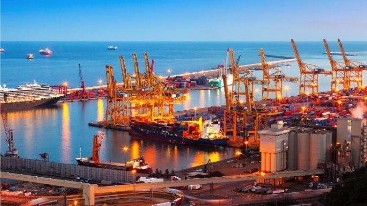 Setor produtivo deve se proteger contra paralisação dos portos na China utilizando seguro