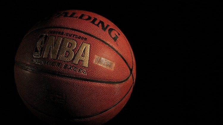 Veteranos da NBA são presos acusados de fraudar seguro em quase $ 4 milhões