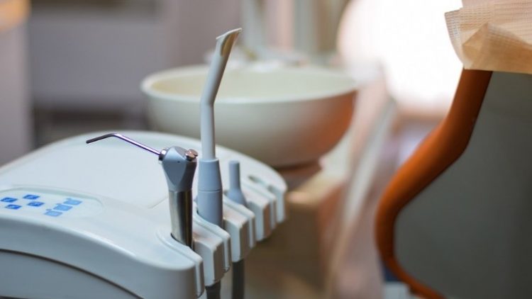 Seguro para Dentistas ajuda na gestão do consultório
