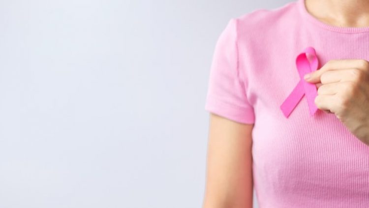 Câncer de mama é a principal causa de morte por câncer em mulheres; conheça os fatores de risco